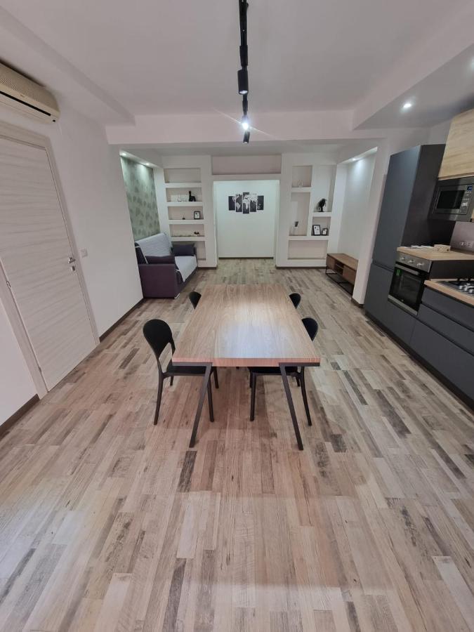 Apartment Civico 1 *