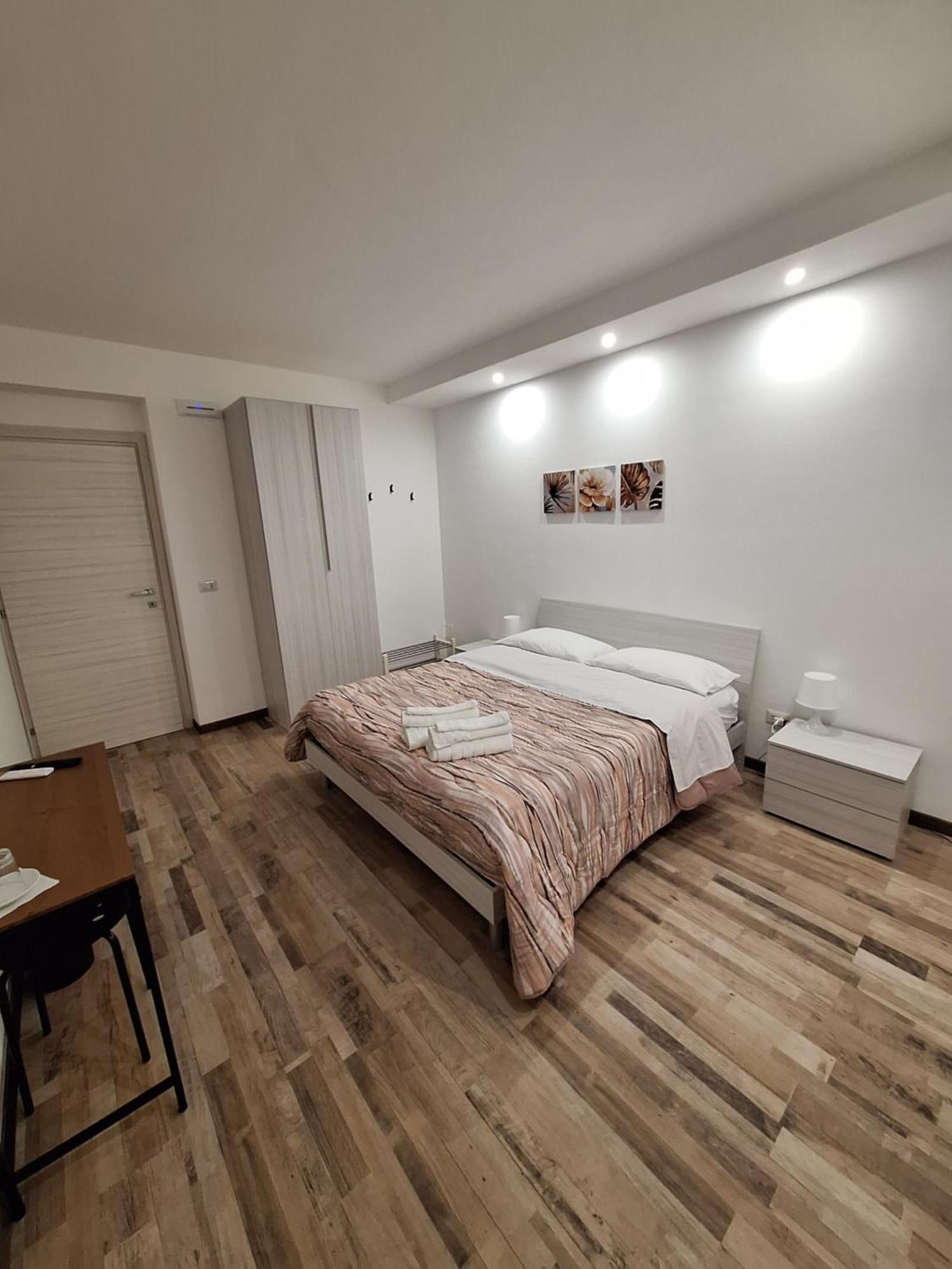 Civico 1 Apartment Valguarnera Caropepe